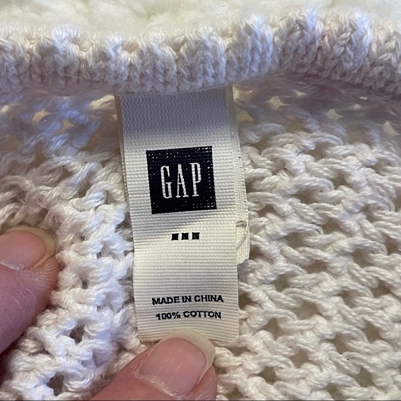 ✅HOST Pick✅ Gap Swimcover, S/M - Picture 9 of 9